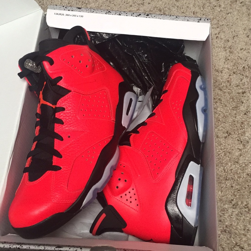 Air Jordan 6 Infrared 23
